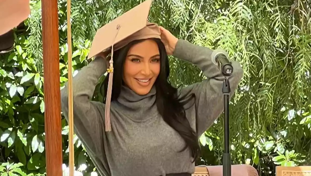 Kim Kardashian presumió cómo logro graduarse | Especial
