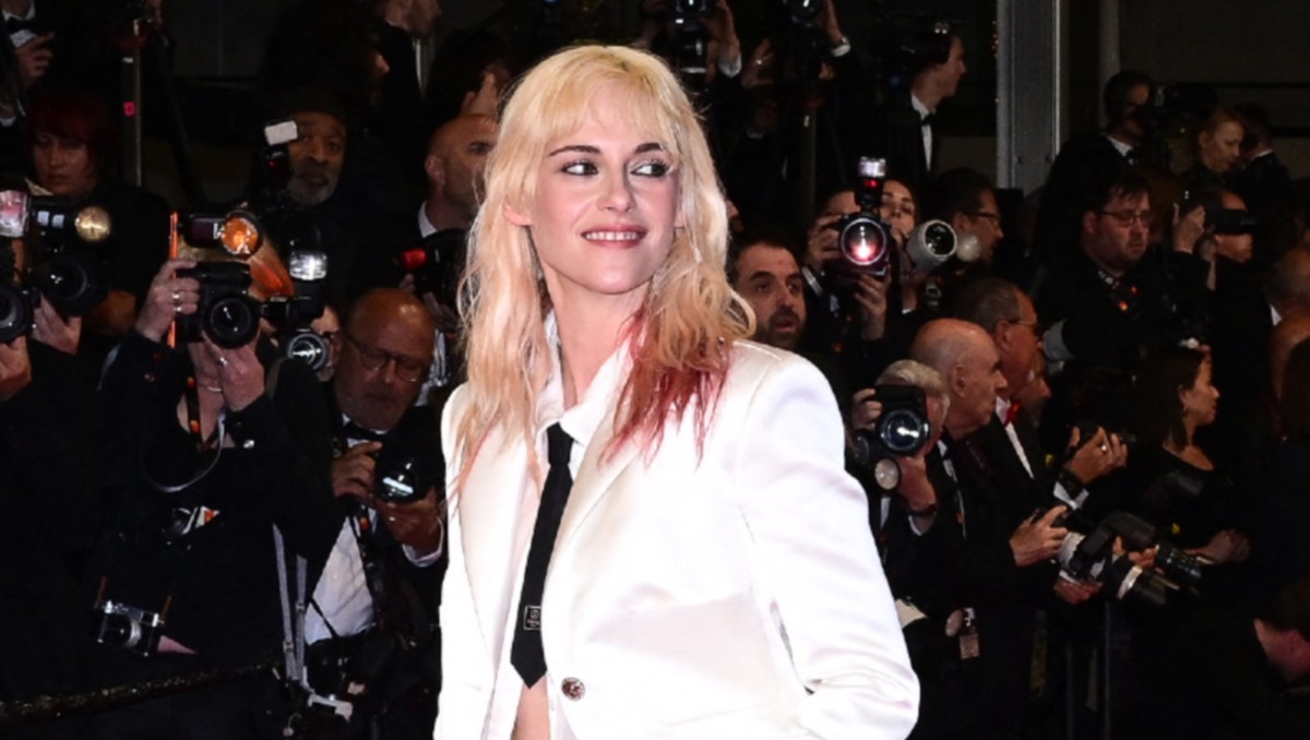 Kristen Stewart: "Ser mujer es una experiencia realmente violenta" | AFP