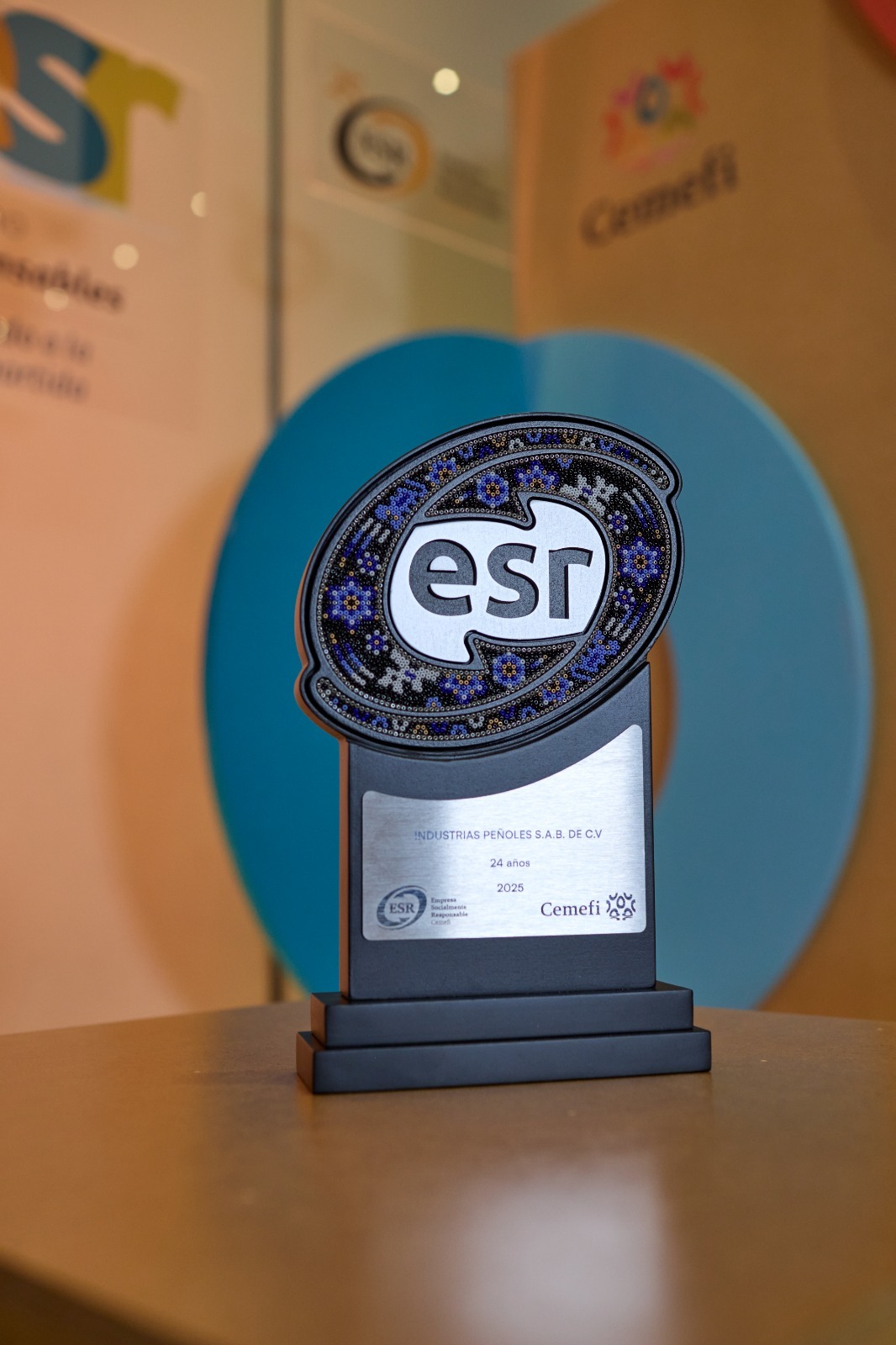 Por 24 años de manera consecutiva, Industrias Peñoles recibió el distintivo como Empresa Socialmente Responsable (ESR). | Especial