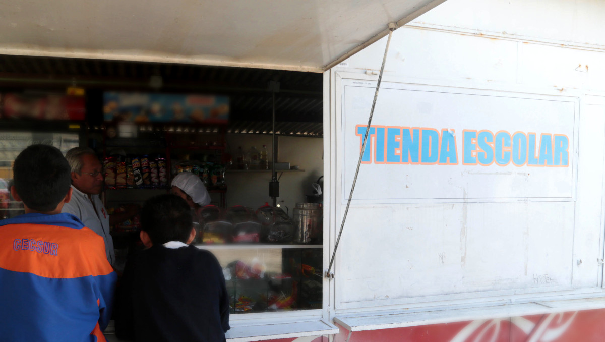 Aspectos de tiendas escolares en Puebla | Agencia Es Imagen