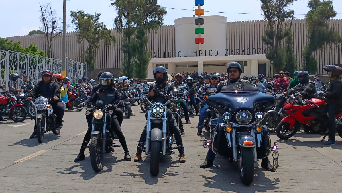 Motociclistas se manifiestan contra la Ley de Movilidad en Puebla | Leslie Mora
