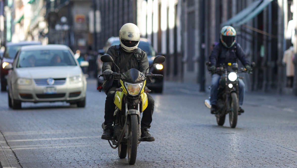 Presentan iniciativa para regular uso de motos en Puebla | EsImagen