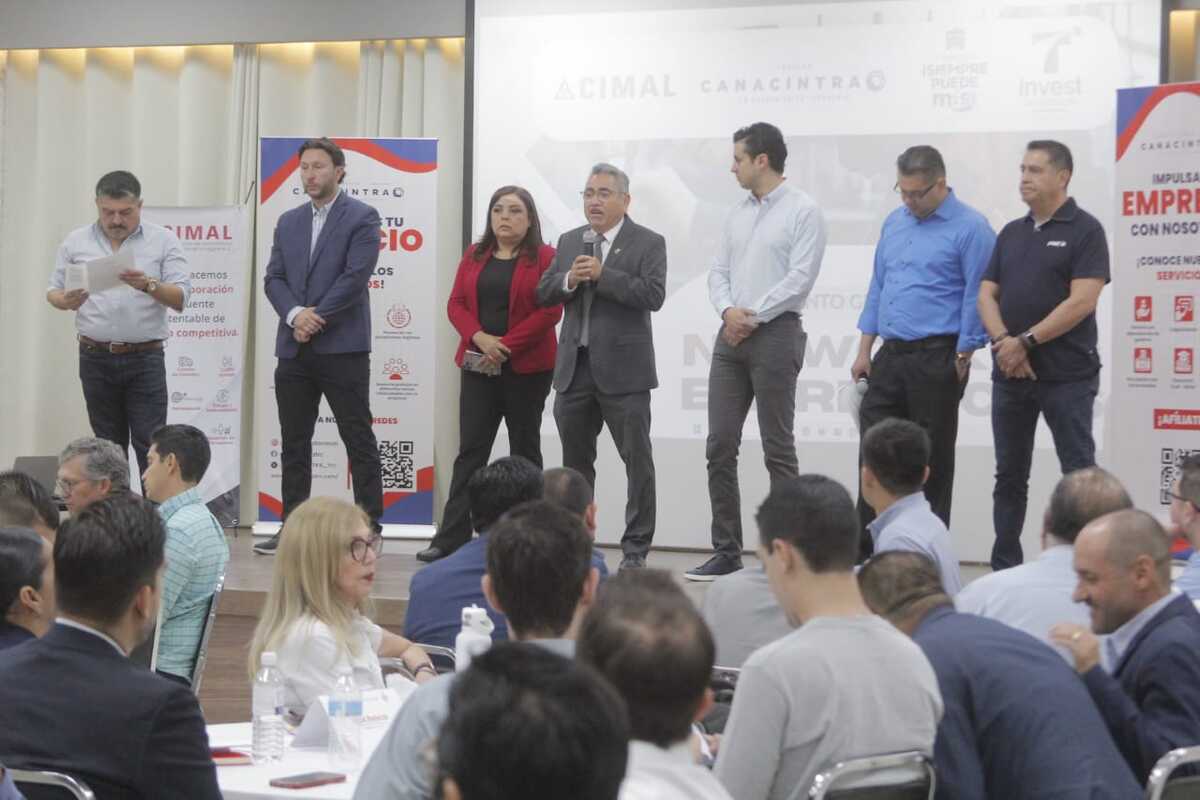 Los representantes de las diferentes empresas tuvieron la oportunidad de intercambiar información a otros socios.| Manuel Guadarrama