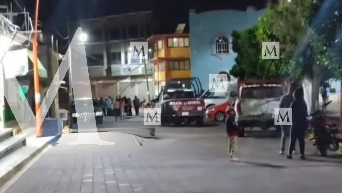 Salvan a tres mujeres de ser linchadas por presuntamente robar duraznos en Teotlalcingo | Especial