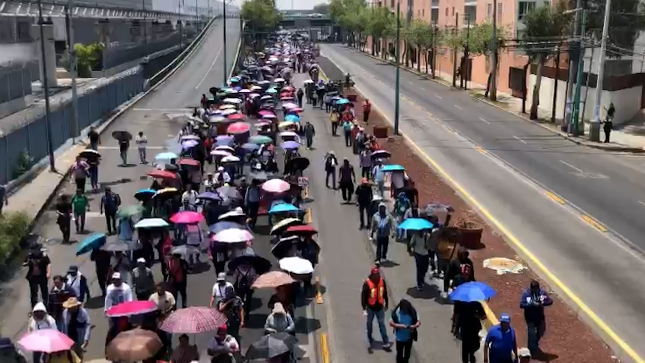 Bloqueo de la CNTE en el AICM es porque Sheinbaum no los recibió, acusan