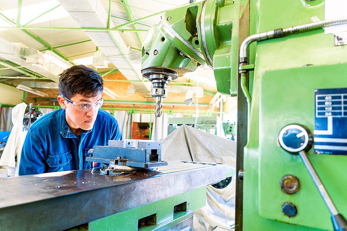 Industrias Peñoles apoya la formación técnica de los jóvenes que viven en comunidades remotas. | Especial