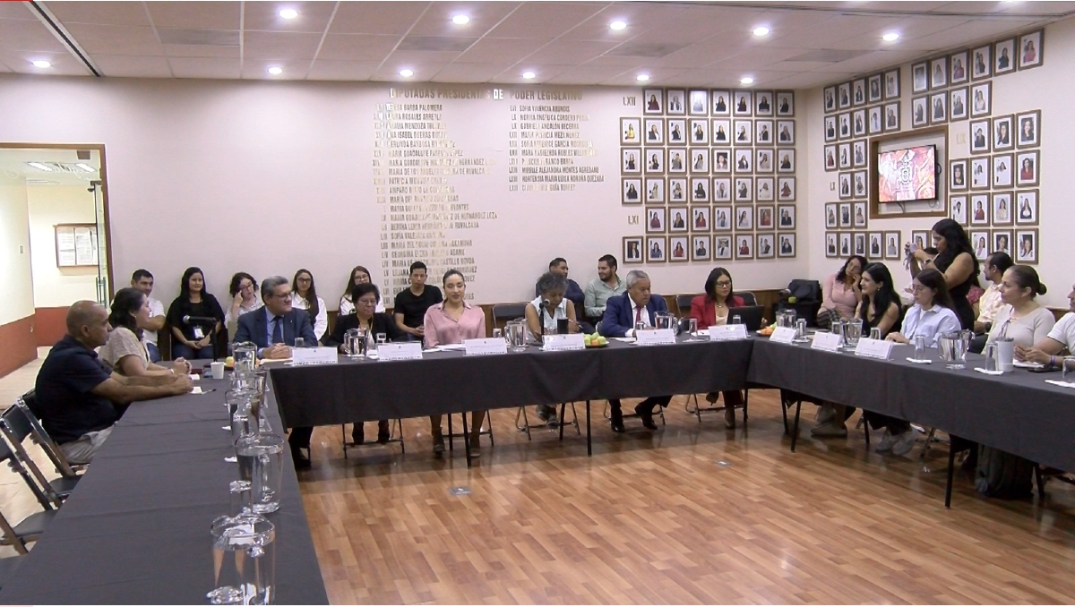 Se llevó a cabo una segunda mesa de trabajo en el Congreso de Jalisco, para presentar la iniciativa (Foto: Sebastián Cano)