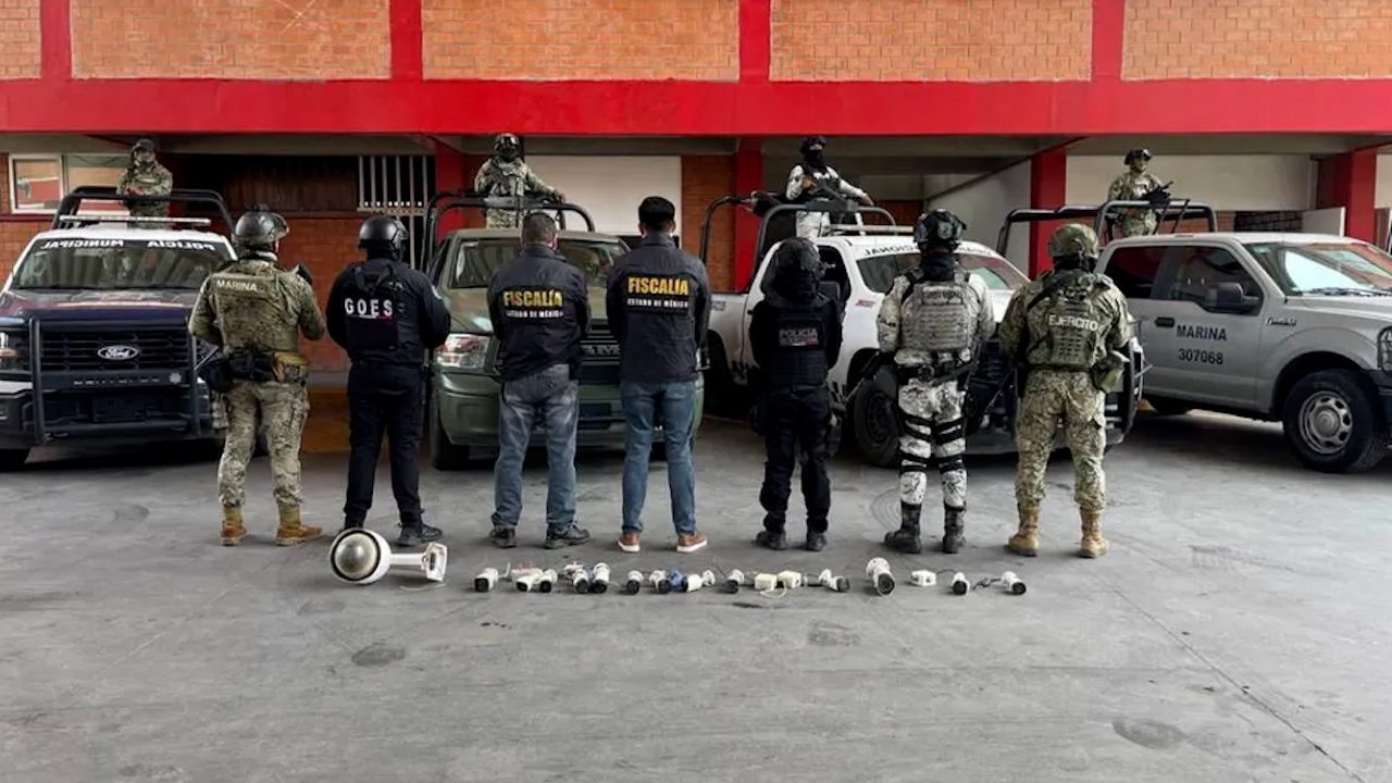 Retiran 25 cámaras de videovigilancia instaladas de forma irregular en Ecatepec