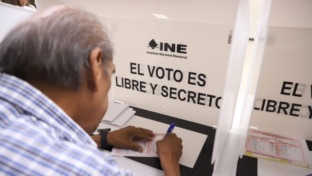 Simulacro de elecciones en Nuevo León del Poder Judicial. Luis Guerra