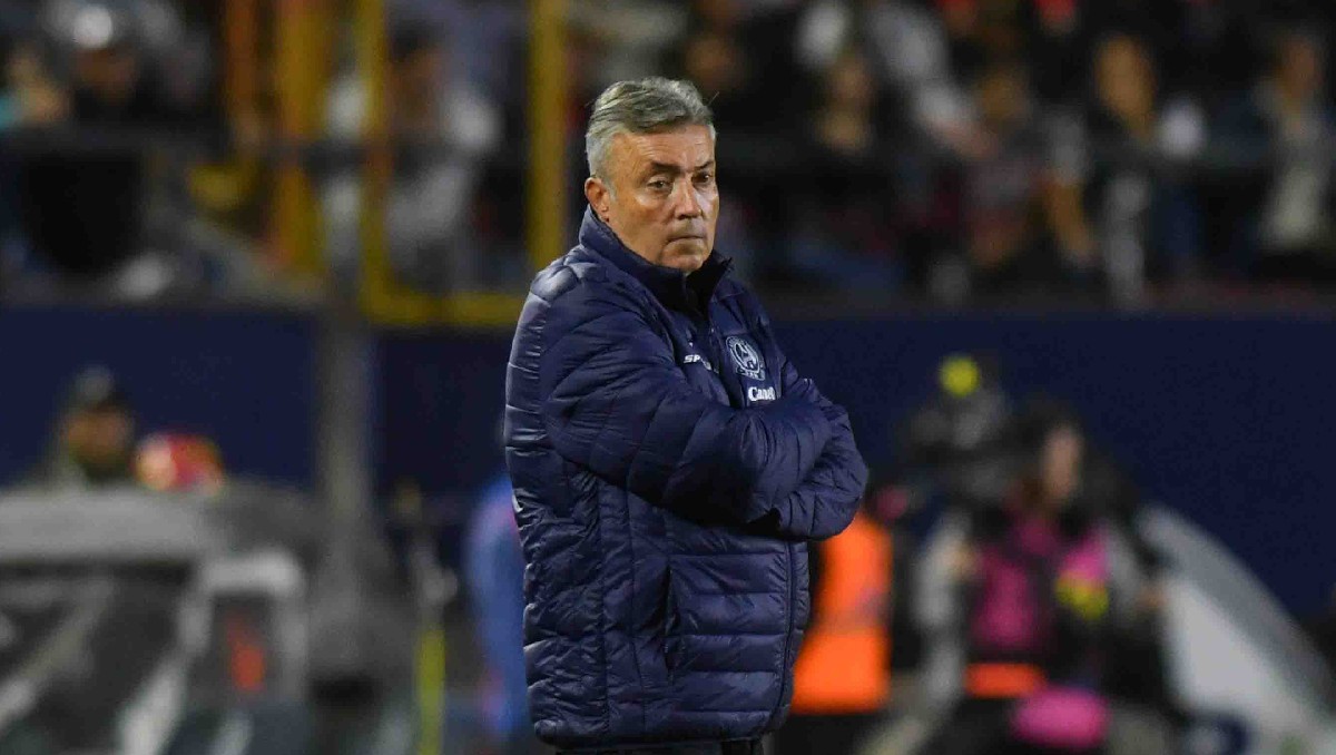 Domènec Torrent da sus primeras declaraciones como director técnico de Rayados (Imago7)