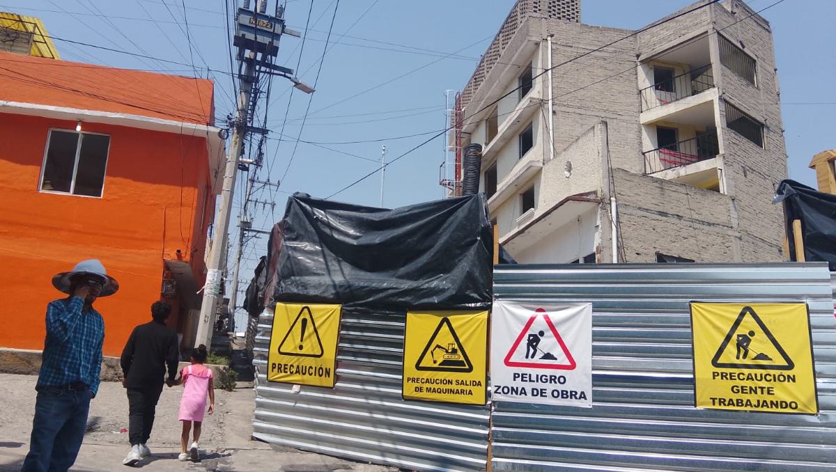 Edificio de cuatro niveles en Naucalpan podría ser demolido esta semana por riesgo de colapso estructural.| Especial