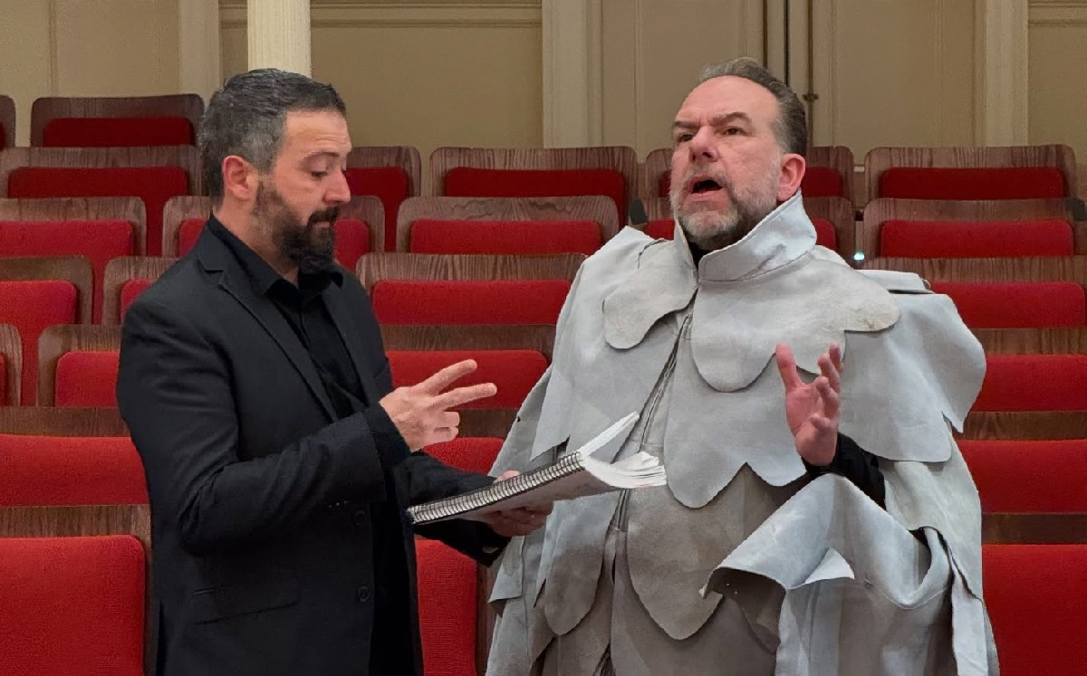 Horacio Castelo interpreta al nahual que narra la historia. Foto: Especial