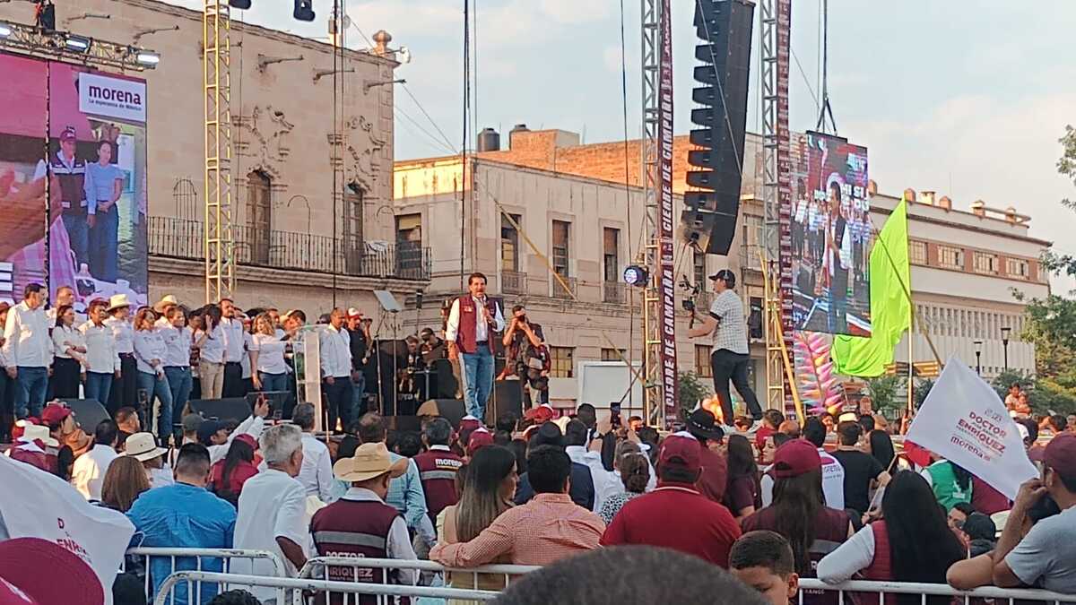El fue evento de la Plaza IV Centenario, con la presencia de diversos personajes de la cuarta transformación.| Archivo