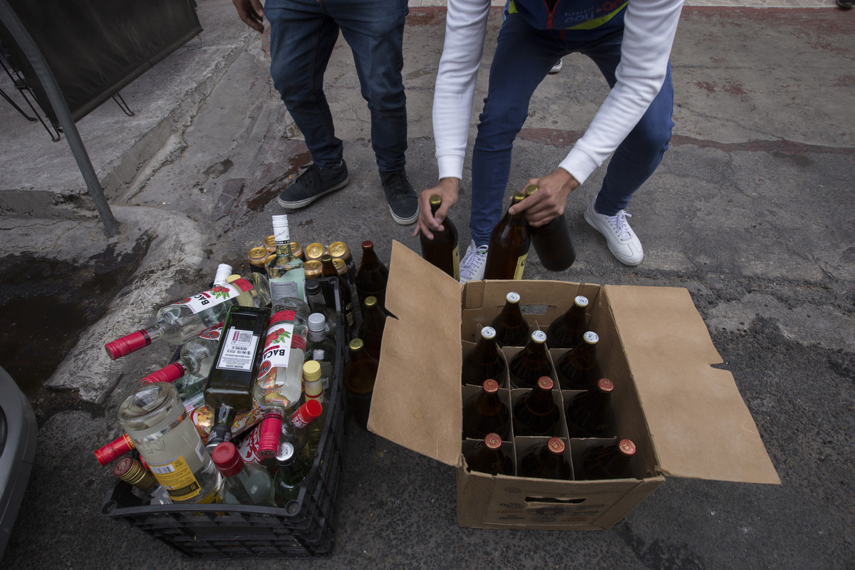 Clausuran 15 chelerías con denuncias ciudadanas en la alcaldía Álvaro Obregón