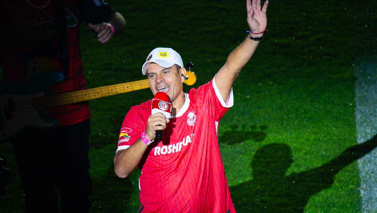 Yerba Brava canta La Cumbia de los Trapos en la final de la Liga MX (Imago7)