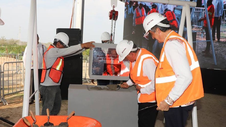 Instalan primera piedra de la planta tratadora en Altamira. (Cortesía)