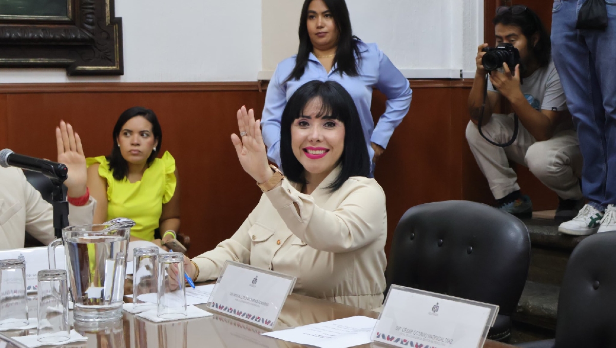 Marta Arizmendi, diputada morenista, quiere cambios sostenidos en el transporte público de Jalisco (Foto: X @FombonaMarta)