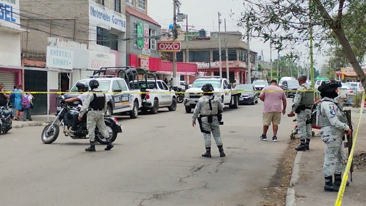 La víctima habría sido atacada desde un vehículo cuando huía del lugar del robo. Foto: (Especial)