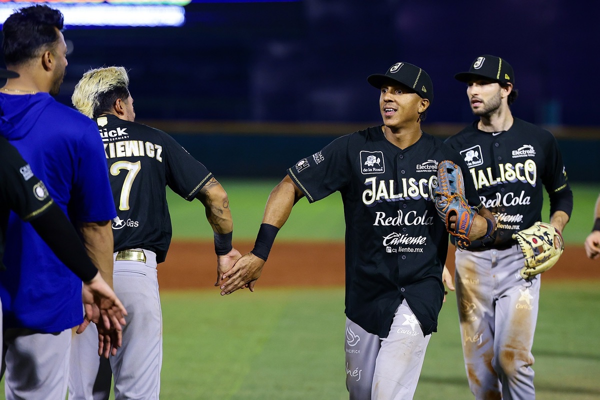 Charros de Jalisco se llevó la victoria ante Rieleros de Aguascalientes. (Cortesía)