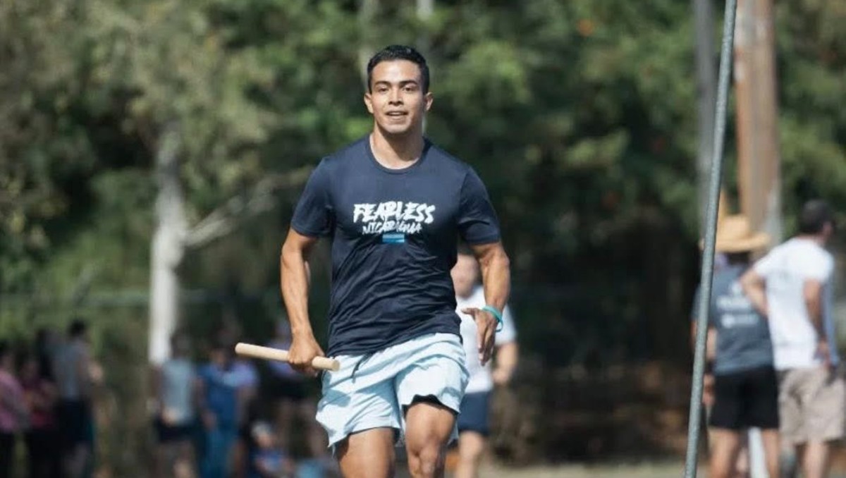 Fisicoculturista Kennedy Evans, muere por un paro cardiaco durante una competencia de crossfit (Facebook)