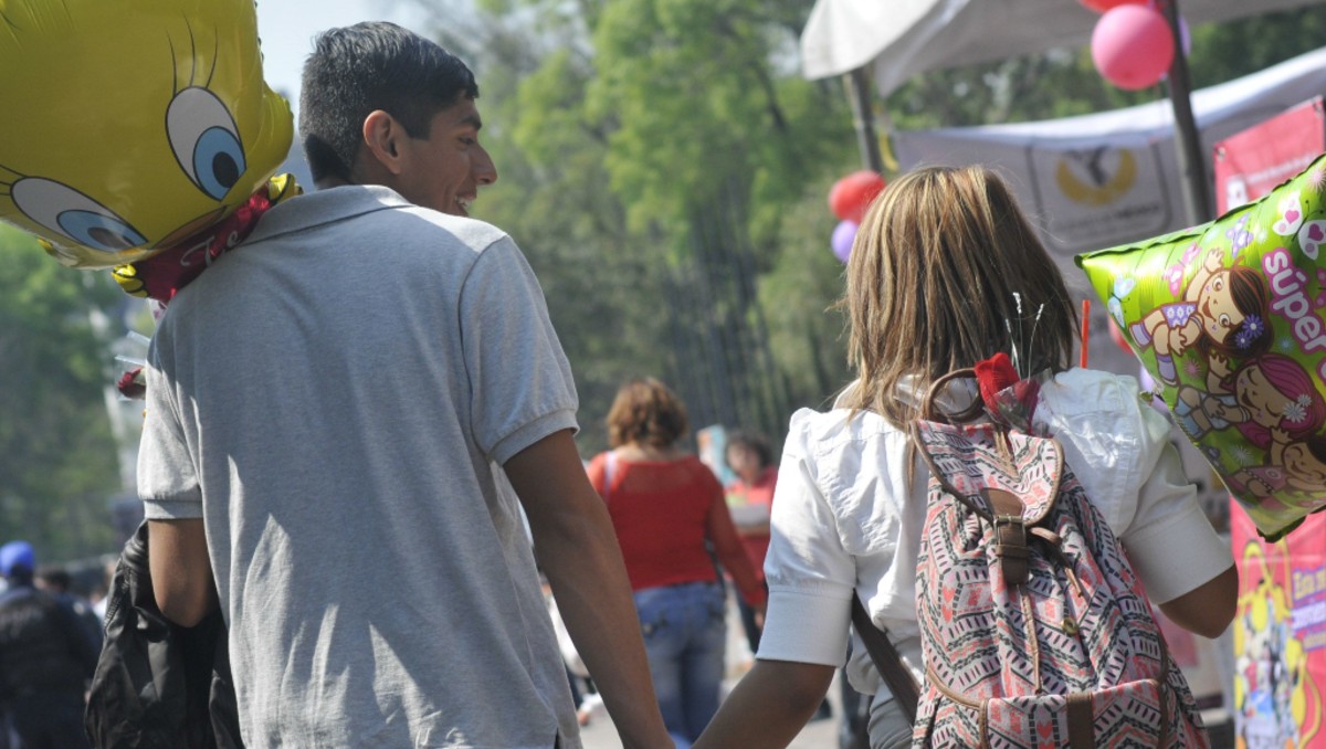 Parejas jóvenes. (Foto: Cuartoscuro)