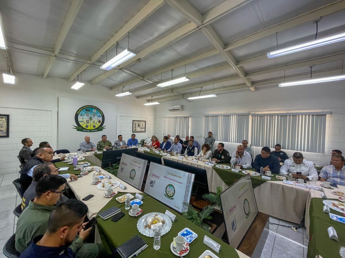 Reunión del Mando Especial de La Laguna. | Especial