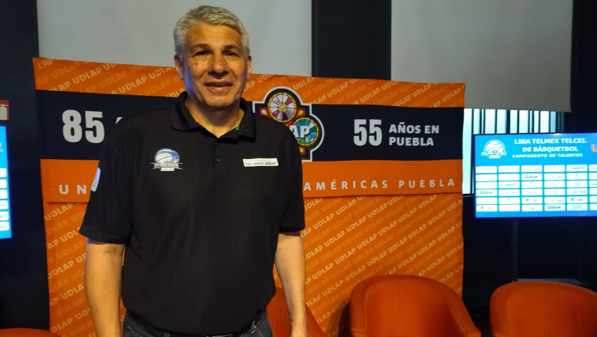 Coach NBA visita la Udlap para impulsar formación de talentos | Jaime Zambrano