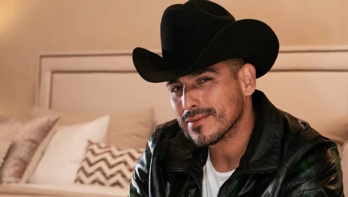 ¿Por qué Espinoza Paz no canta corridos tumbados? Esto opina del género