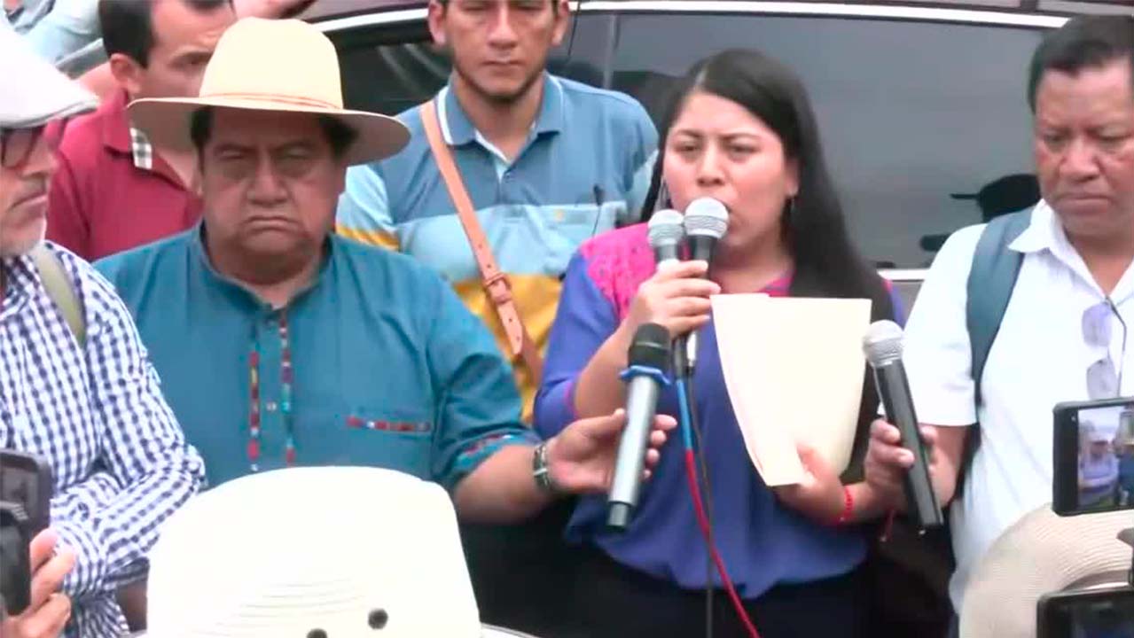 Integrantes de la CNTE se pronuncian tras mesa de diálogo con Segob