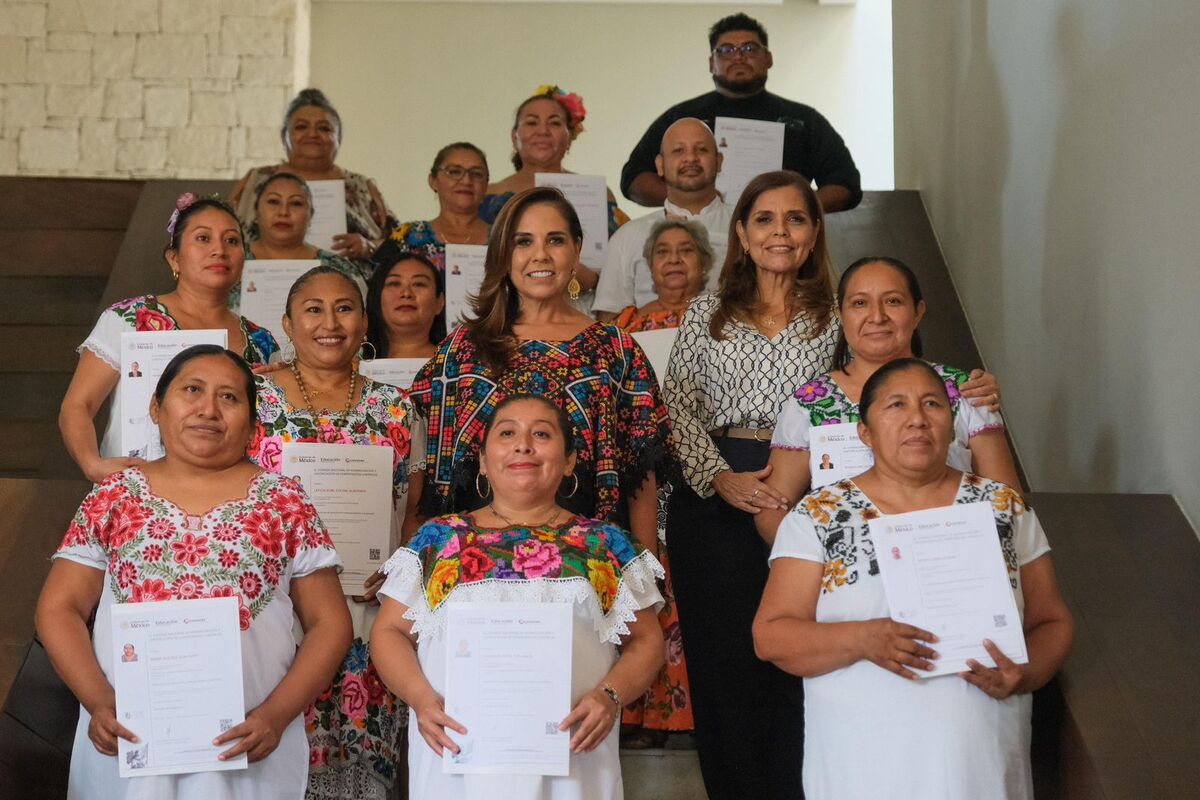 "Hoy estamos reconociendo a quienes han hecho de la cocina tradicional una forma de resistencia, de identidad, de amor por la tierra".