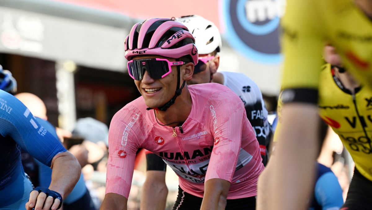 Isaac del Toro mantiene la maglia rosa tras la etapa 18 del Giro de Italia (Reuters)