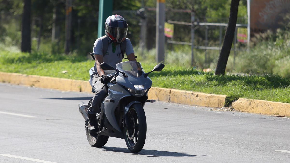 Motociclistas en Nuevo León. Jorge López