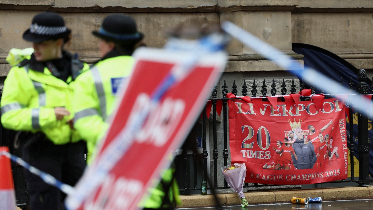 Policía de Liverpool acusa de siete delitos al responsable del atropello masivo en los festejos de campeón (Reuters)