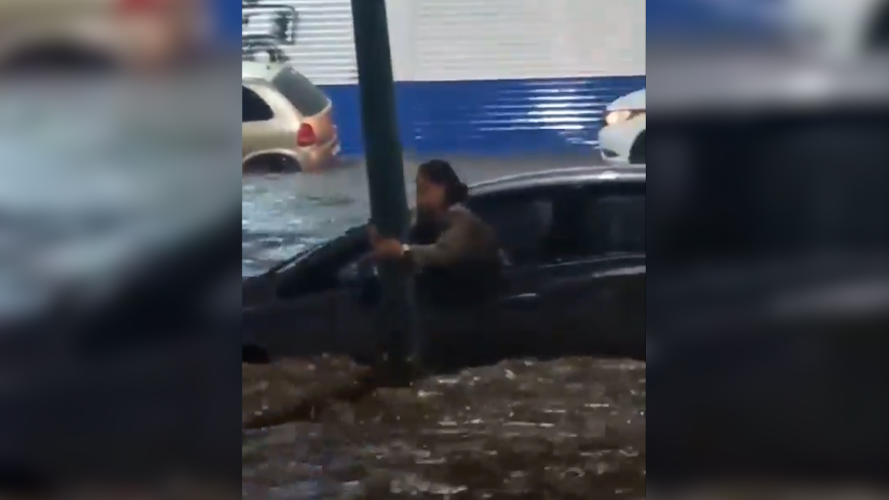 Protección Civil reporta 44 viviendas inundadas y daños a estructuras tras tormenta en León