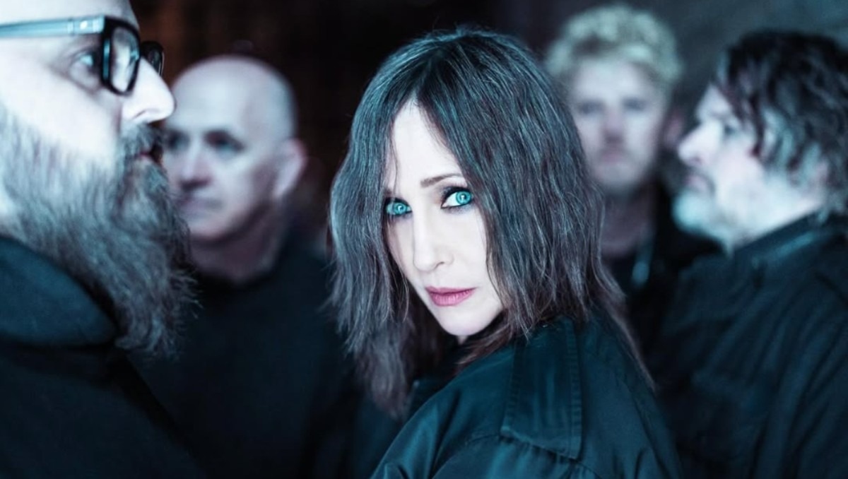 Vera Farmiga sorprende con disco