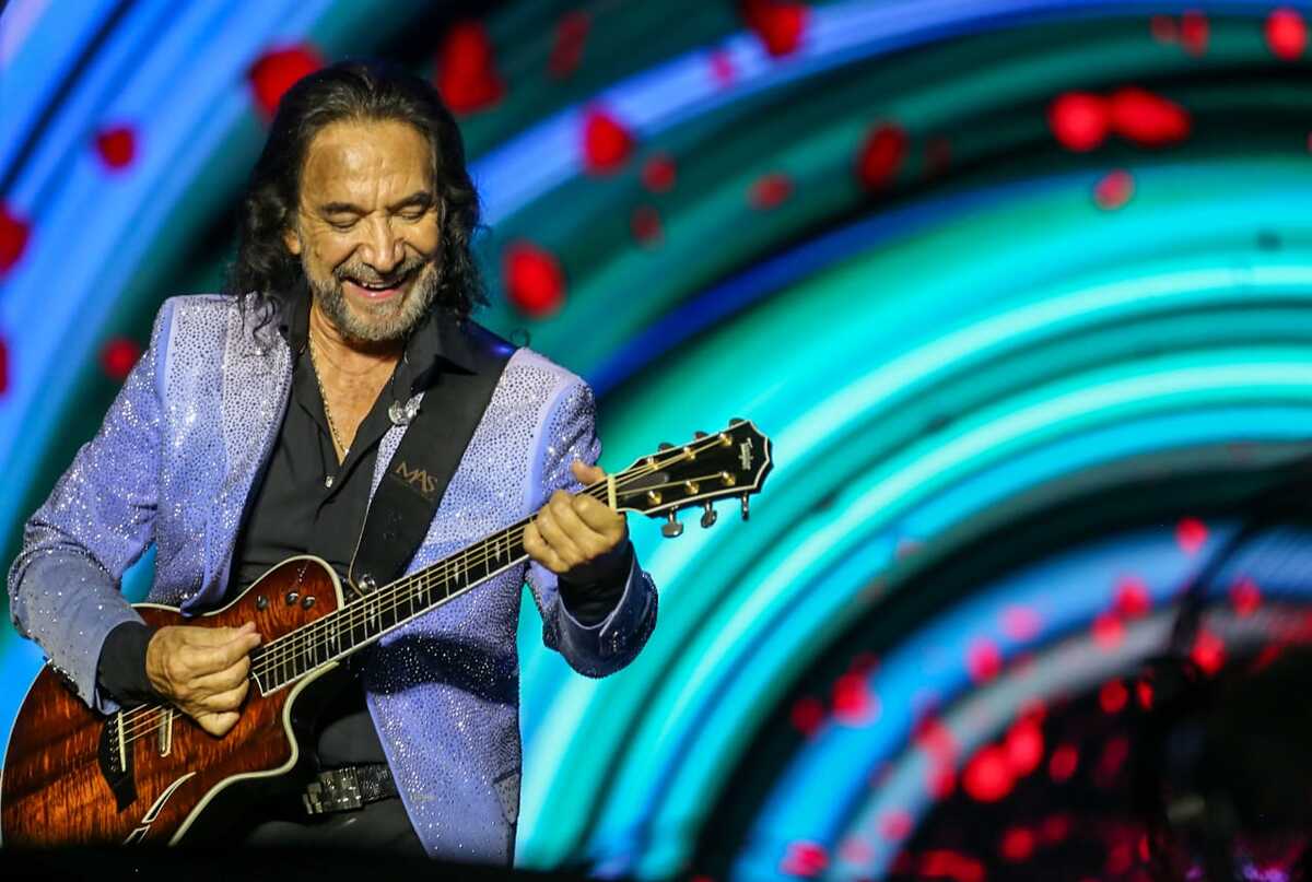 El cantante vivió una velada muy emotiva por la interacción con sus fans / Araceli López
