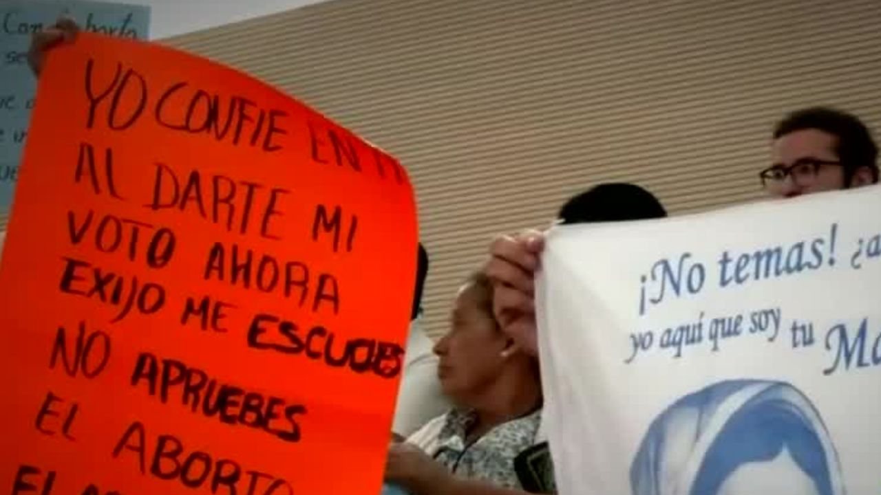 Despenalización del aborto en Guanajuato genera opiniones dividas dentro y fuera del congreso