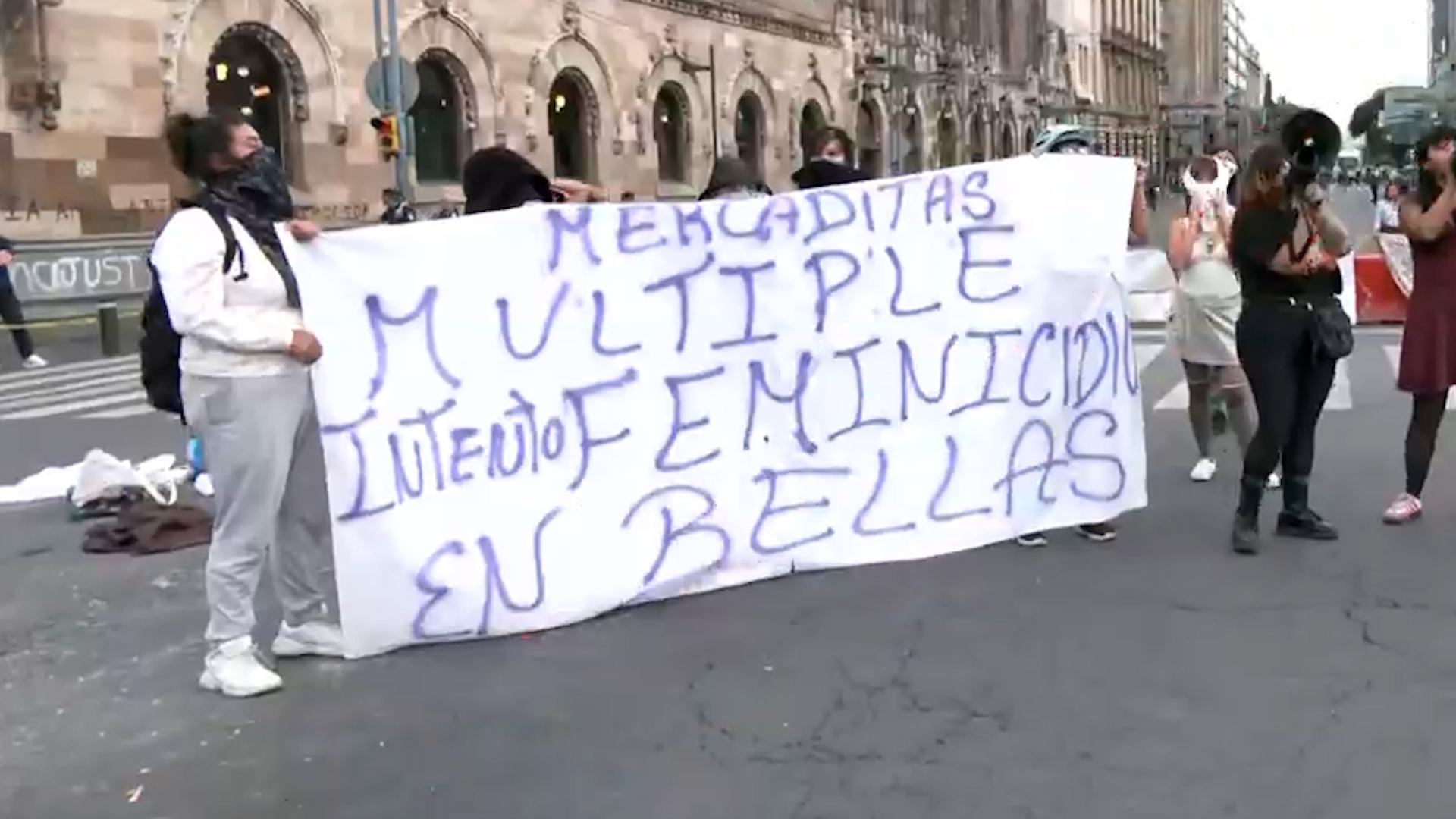 Feministas se manifiestan en CdMx tras agresión en Alameda Central. Sandra González, 30 de mayo 2025