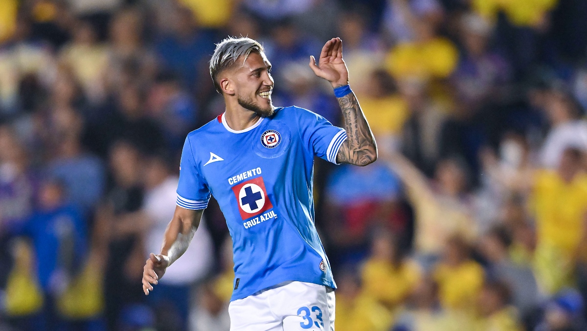 Gonzalo Piovi asegura que Cruz Azul no se distrae con temas extra cancha ante la final de Concachampions (Imago7)