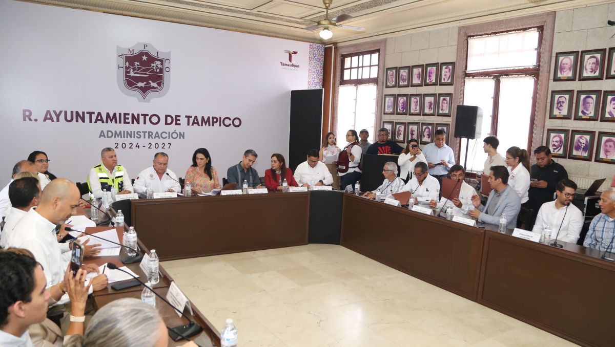 La alcaldesa de Tampico firma acuerdo de colaboración. (Especial)
