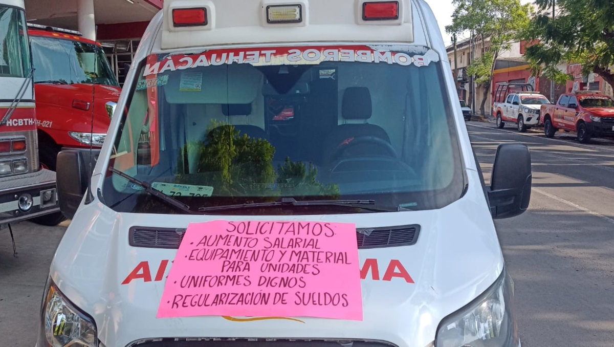 Protestan Bomberos y Protección Civil de Tehuacán: esto piden | Especial