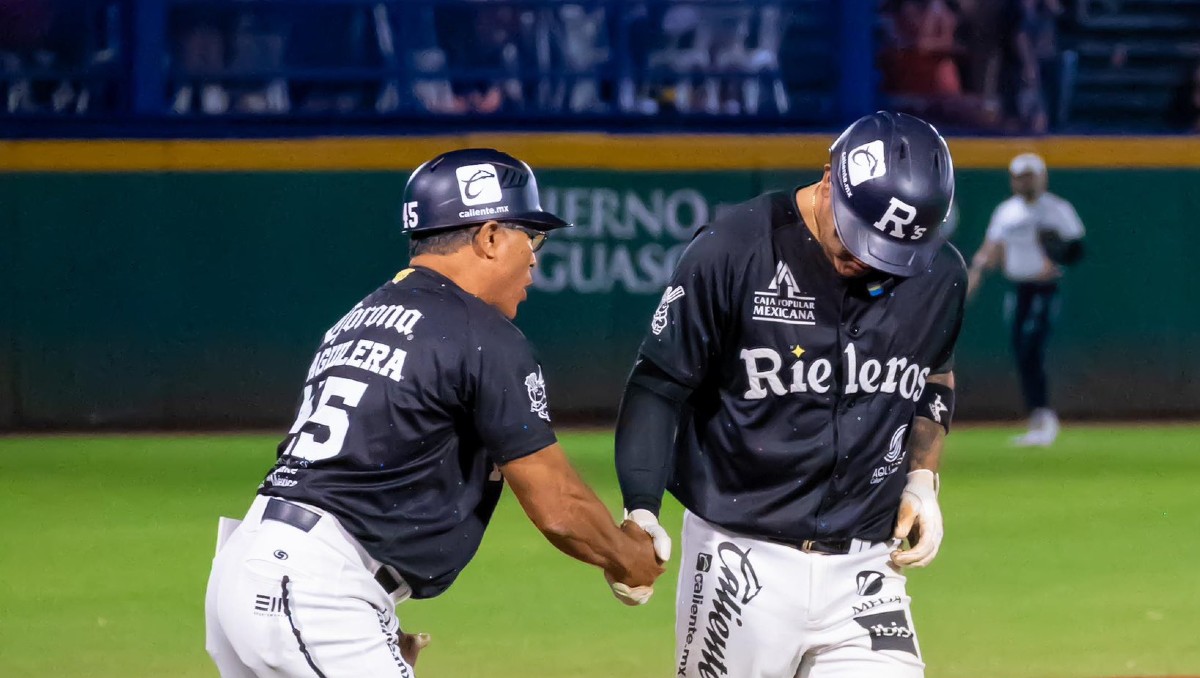 Rieleros vencen a Sultanes de Monterrey en el primer juego de la serie (X @RielerosDeAgs)