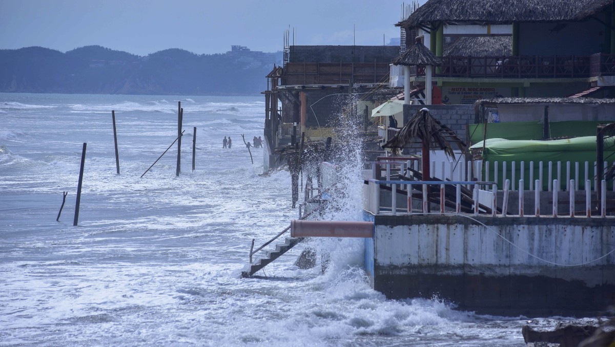 Tormenta tropical Alvin se degradará antes de tocar tierra en Baja California Sur | Cuartoscuro