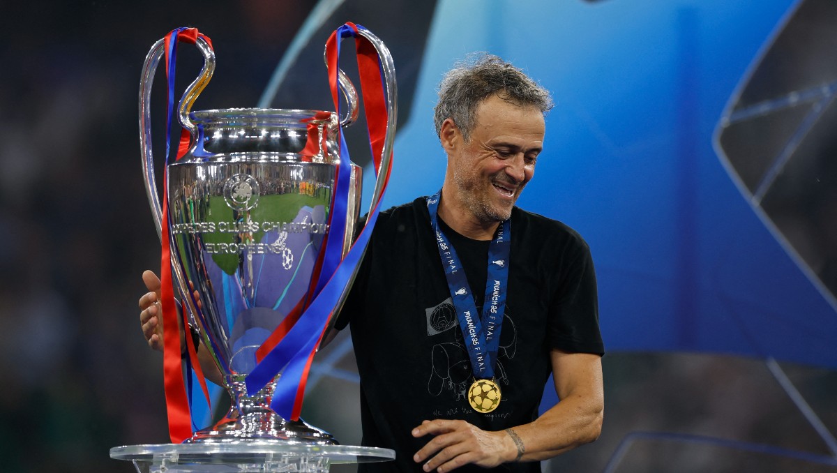 Afición del PSG recuerda a Xana, la hija de Luis Enrique (Reuters)