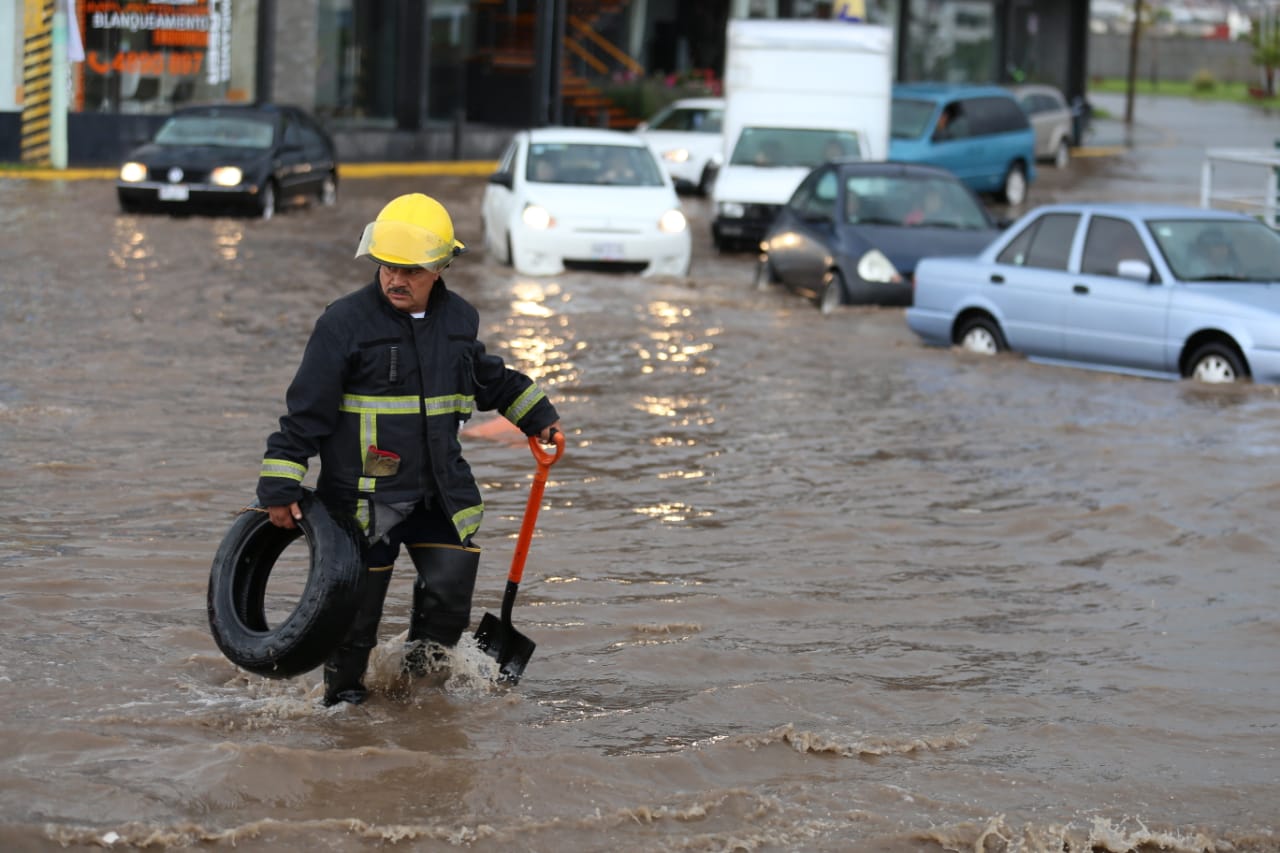 Hidalgo: Se registra fuerte lluvia dejando viviendas inundadas