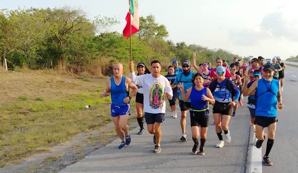 Realizan trote peregrino
