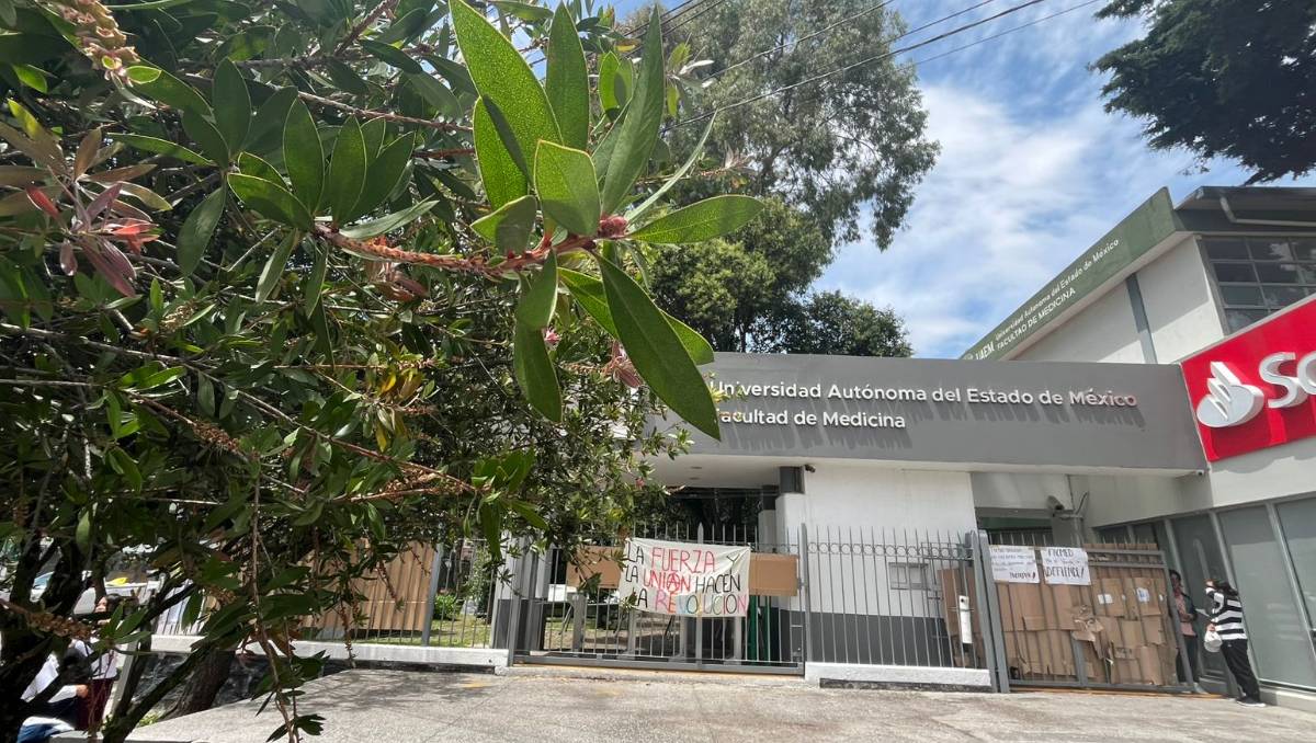 La Facultad de Medicina de la UAEMéx había estado en paro definido. | Foto: Bernardo Jasso