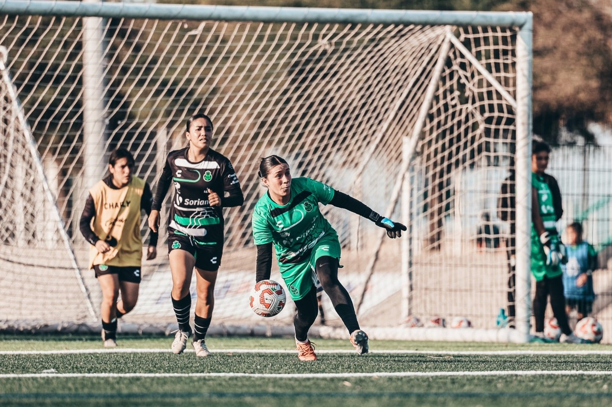 Santos Femenil alista su pretemporada con tres duelos clave. (Especial)