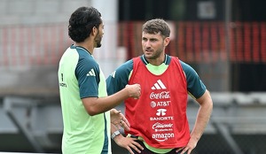 Chaco Giménez elogió el momento de Santi en la Selección Mexicana y confió en su adaptación al AC Milán, además de destacar la dupla que hace con Raúl en el Tri