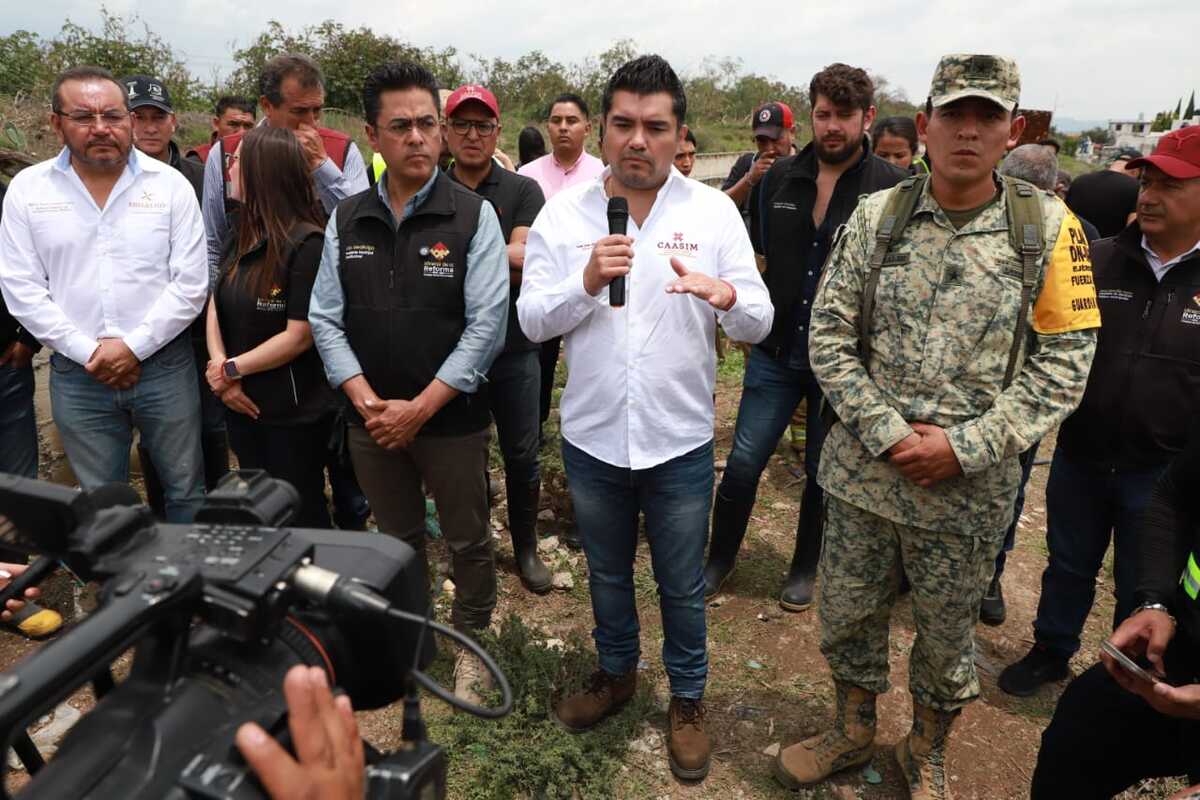 Comenzaron las labores de limpieza tras inundaciones. (Jorge Sánchez)